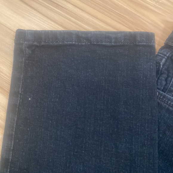 Urban Star blue denim five pocket riveted jeans, Cotton/spandex blend. 32x31” - Picture 4 of 5